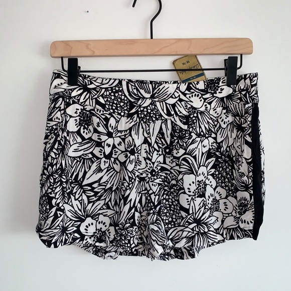New with Tags Aèropostal shorts - Picture 2 of 5